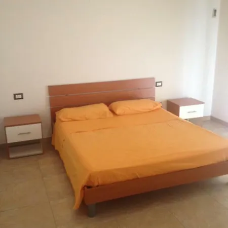 Fausthome דירה *